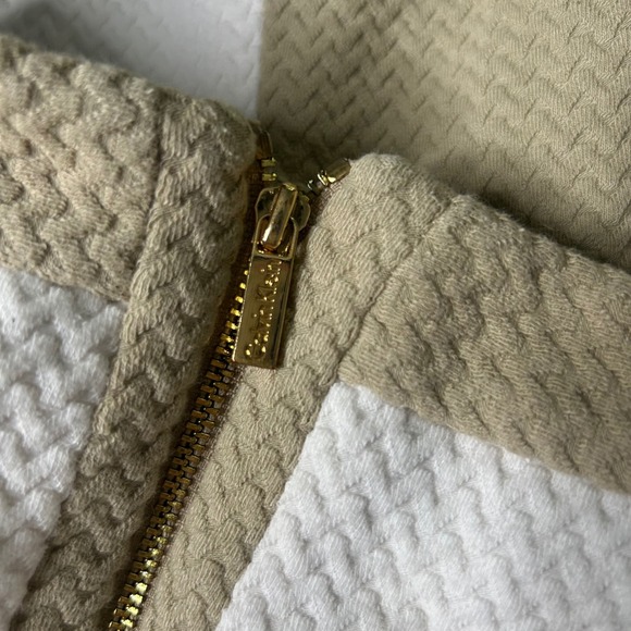 Calvin Klein Women's Skirt Suit Set White & Tan Textured Gold Zipper Size 2 - Picture 4 of 13